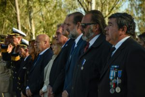 Políticos en acto homenaje al hundimiento del ARA Belgrano 