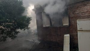 Fuego en una vivienda en Podestá 3000